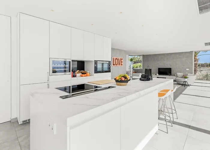 Villa Karat Zambrano - Includes Golf Cart Guia de Isora (Tenerife)