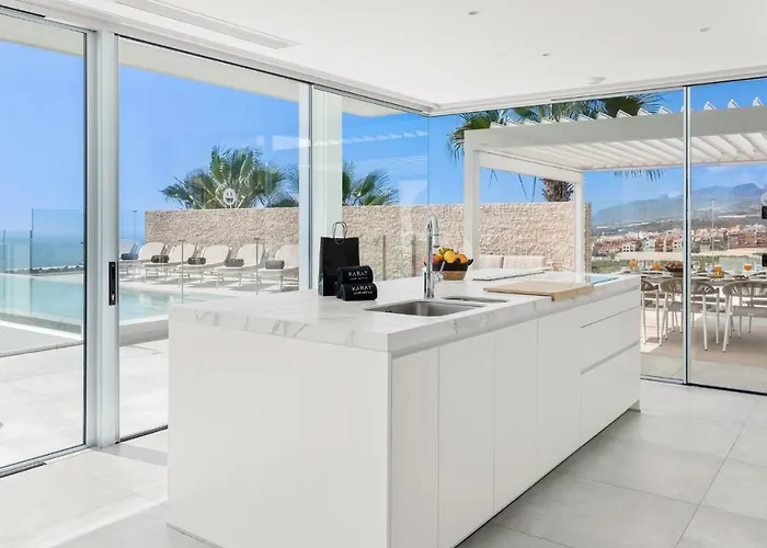 Karat Zambrano - Includes Golf Cart Guía de Isora