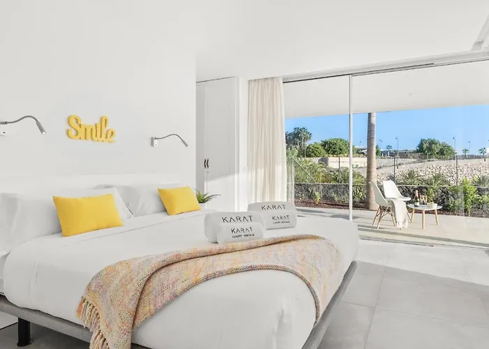 Villa Karat Zambrano - Includes Golf Cart