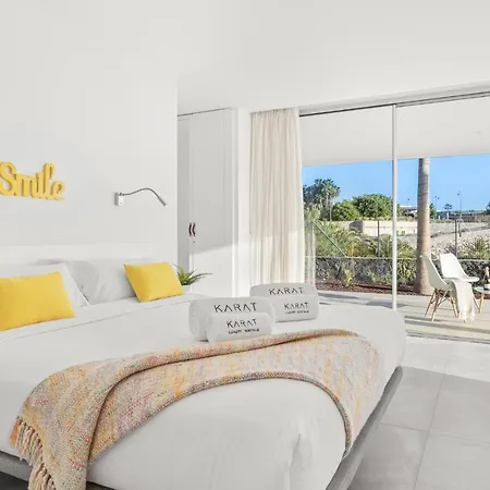 Villa Karat Zambrano - Includes Golf Cart