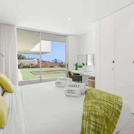 Karat Zambrano - Includes Golf Cart * Гиа-де-Исора