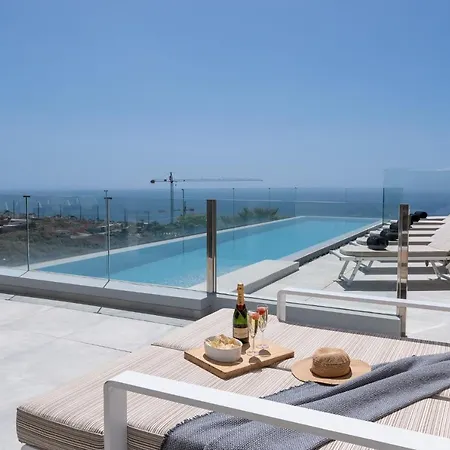 Вилла Karat Zambrano - Includes Golf Cart