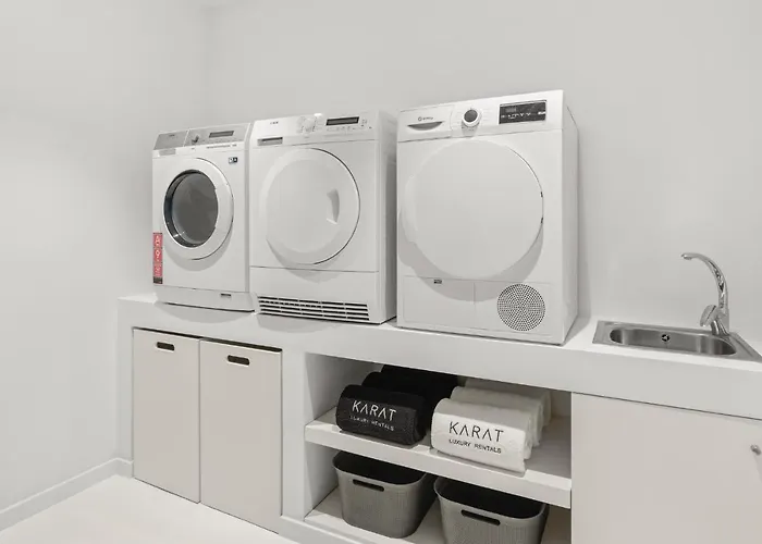 Karat Zambrano - Includes Golf Cart Willa *