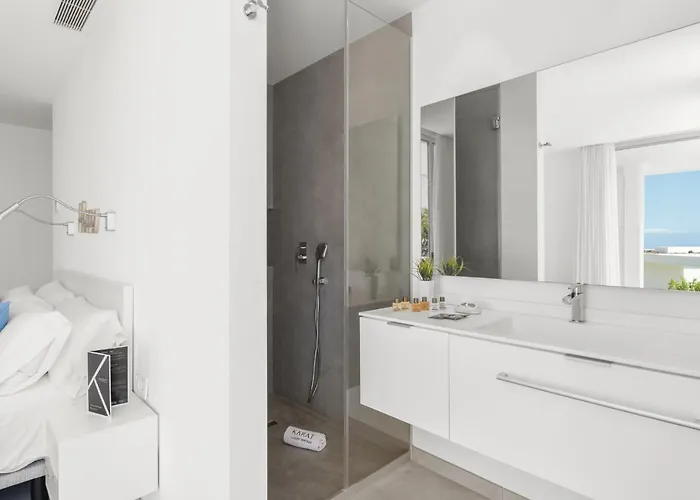 Karat Zambrano - Includes Golf Cart * Guía de Isora